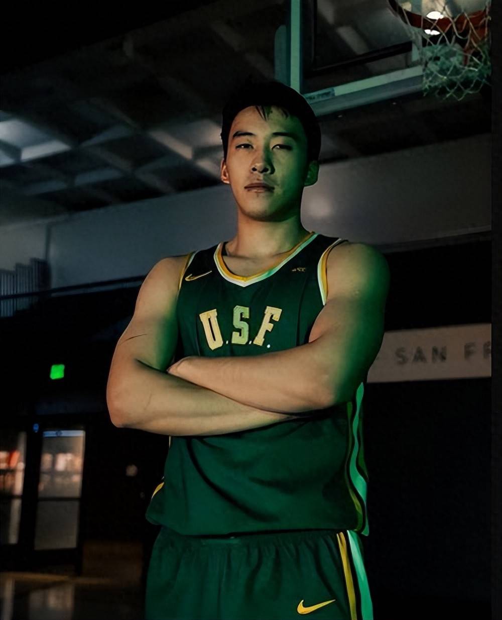 开云-爱游戏转会期体能课后；武汉三镇手感冰凉备战NBA总决赛；管理层满意；年轻球员得到机会的简单介绍